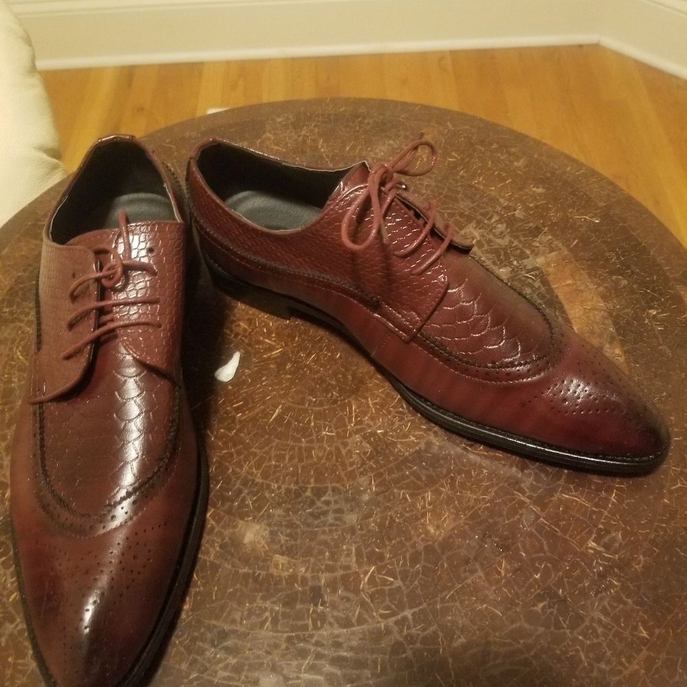 Mens dress shoes